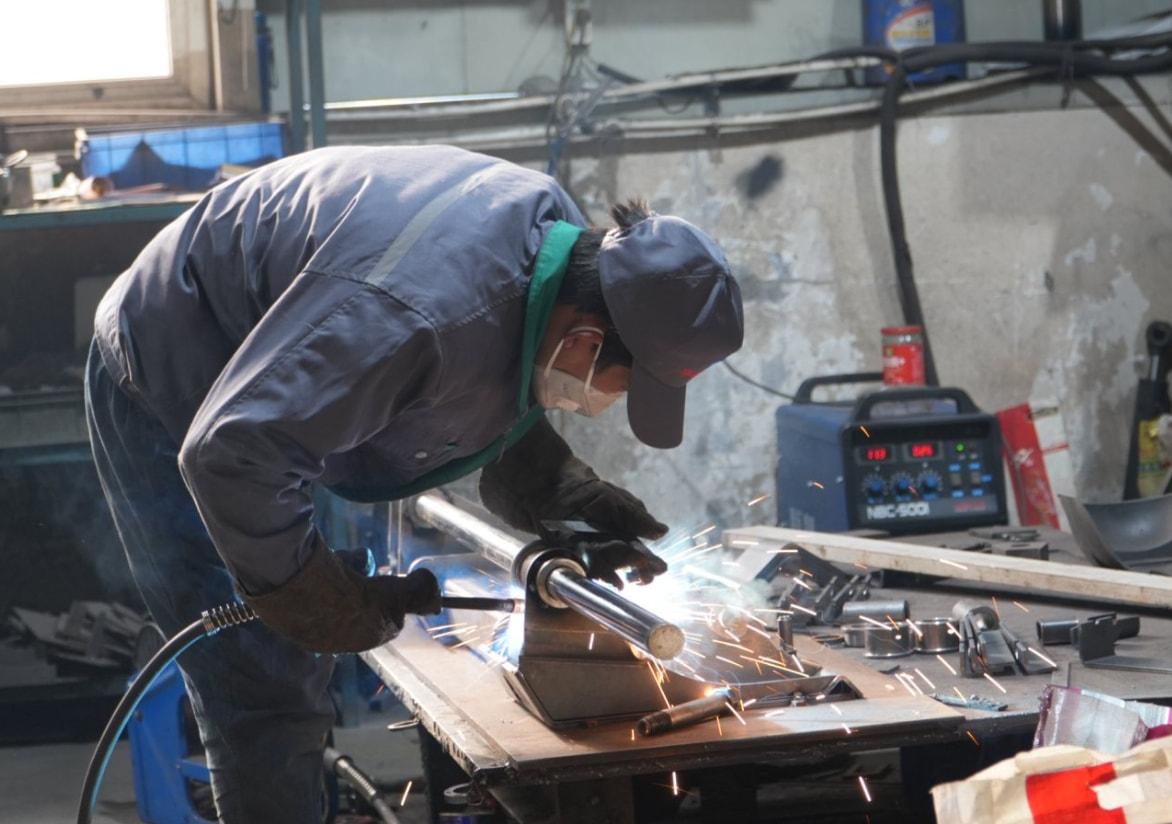 Welding station